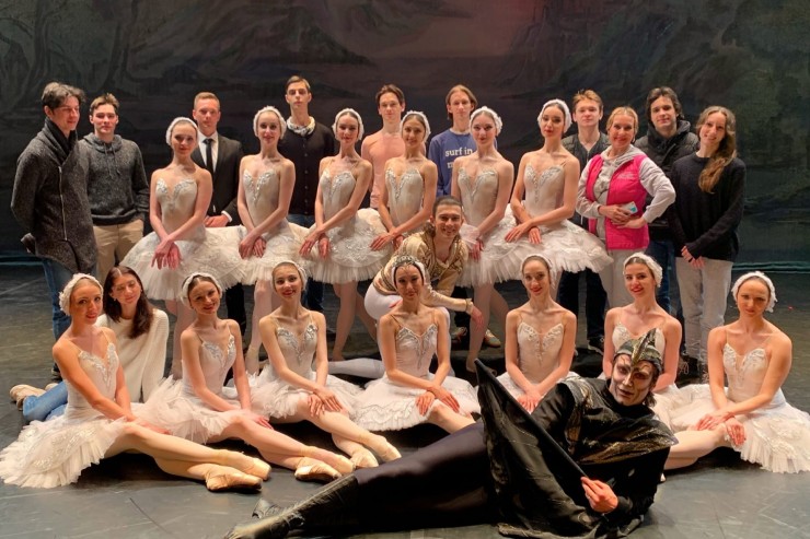 Жителям города Сургута показали балеты «Лебединое озеро» и «Жизель»